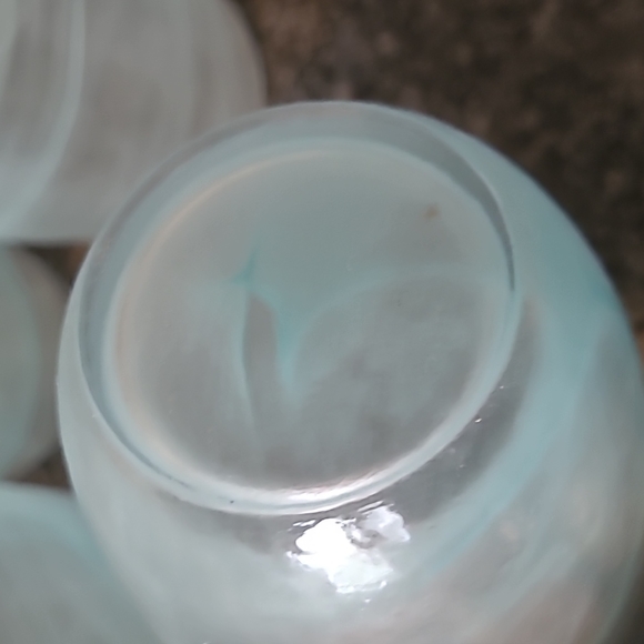 Set of 4 - Hand Blown Tumblers - Picture 6 of 10